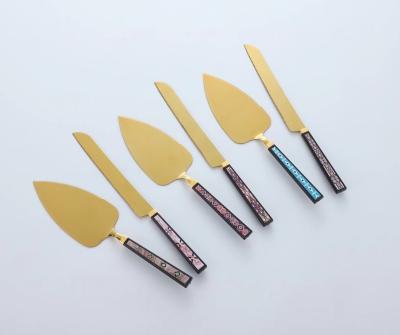 China Disposable Custom Elegant Gold 410 Stainless Steel Cake Cutter Pastry Knife Cake Server Brass Set for sale