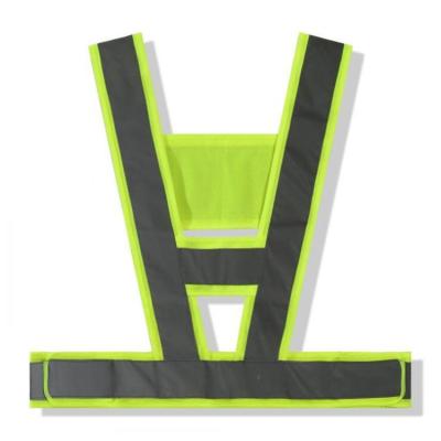 China Outdoor Safety High Quality Sport Running Walking Mesh Cycling Led Running Vest for sale