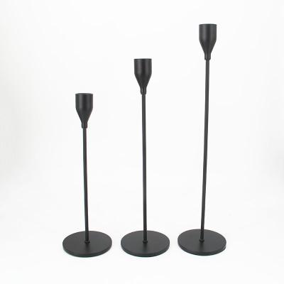 China Modern Attractive Luxury European Long Dinner Candles Romantic Tall Black Iron Candlestick Holder For Wedding Home Decoration for sale