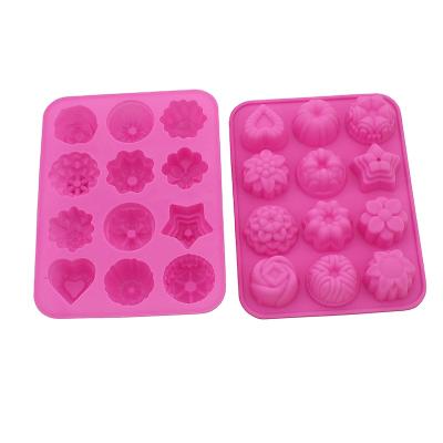 China Viable Wholesale 12 Patterns Candle Mold Hand Silicone Candle Molds For Candle Making for sale