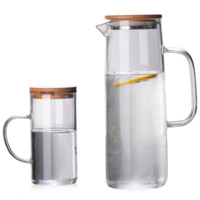 China Viable Modern Heat Resistant Crystal Lead Free Glass Water Pitcher Glass Set with Bamboo Wood Lid for sale