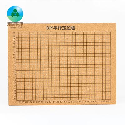 China Diy Package POSITIVE Material Wool Woven Flower Making Gift Cork Board Can Be Customized for sale