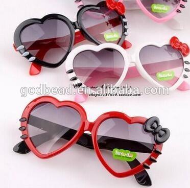 China 2017 sunglass cute Sun glasses girls love heart Eyewear fashion children's sunglasses girl plastic glass UV400 summer for sale