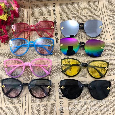 China Cute Fashion Sunglasses Queena Glass Kids Sunglasses Brand 2020 Kids Girls Boys Toddler Sun Glasses Cat Eye Oculos De Sol Infa Pink for sale