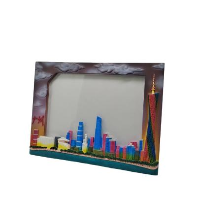 China Favorable Price Durable Resin Art Picture Frame Photo Frame Vintage Folk Photo Frame for sale