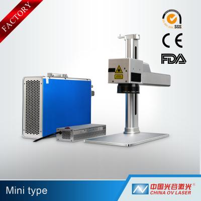 China Mini tipo máquina portátil 10W 20W 30W 50W da marcação do laser da fibra com FDA à venda