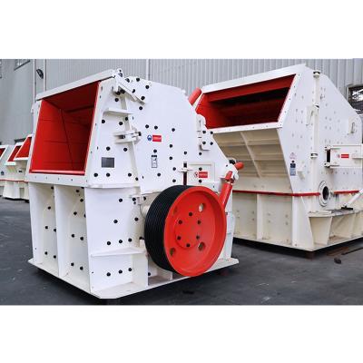 China Widely Used YIHAN Crusher Complete Mobile Crushing Line With Jaw Crusher & Impact Crusher & Screen for sale