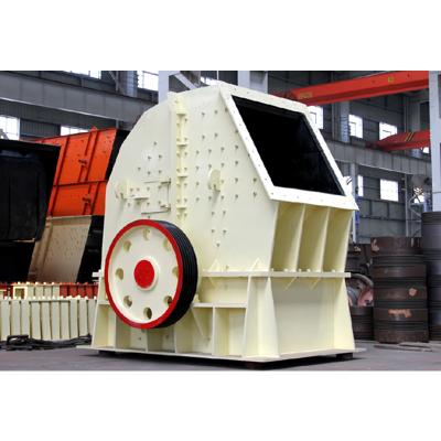 China Gold ore rock stone mining lime gravel large capacity clay brick hammer crusher rubble master crusher hammer loose hammer crusher etc. YIHAN for sale