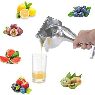 China Viable Wholesale Kitchen Fruit Squeezer Portable Metal Aluminum Alloy Hand Squeezer Manual Fruit Squeezer for sale