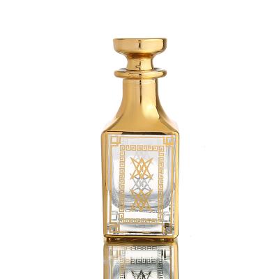 China Wholesale Decorative Personal Care CJ-Vintage Golden Attat Fancy Perfume / Oils / Arabic Oud Glass Bottle for sale