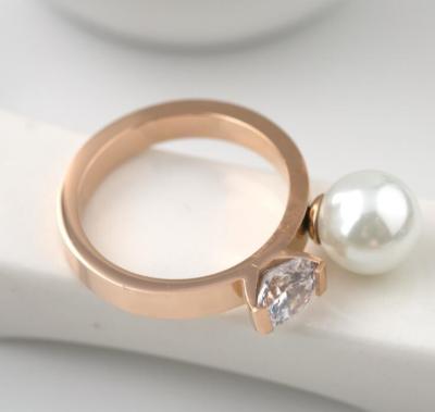 China Fashion Jewelry Couples Stainless Steel Gold Plated Pearl Diamond Ring for sale