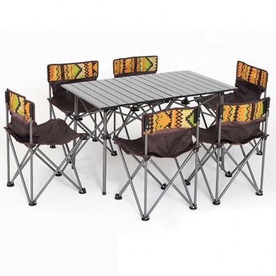 China Modern Outdoor Camping Picnic Hiking Family Beach Garden Forest Picnic Set Portable Folding Table Chair Set for sale