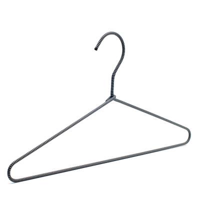 China 2020 Multifunctional Hot Selling Colorful Non-slip Wire Rope Hanger Clothes Hanger For Clothes for sale