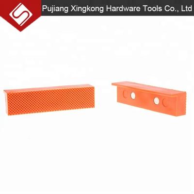 China Eco - Friendly Magnetic Bench Vise Jaw Pad for sale