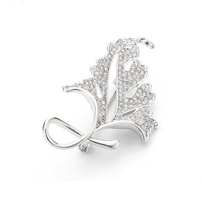 China Apparel Decoration Fashion Diamond-encrusted Brooch Creative Leaves Brass Brooch for sale