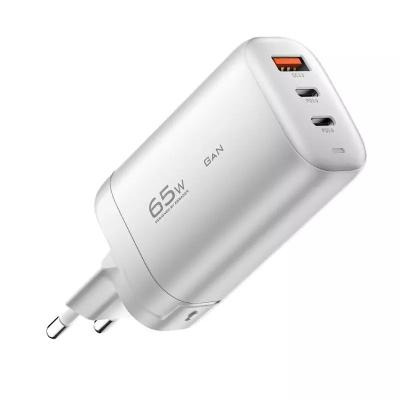 中国 65W GaN 3ポート USB Type-c トラベルアダプター 販売のため