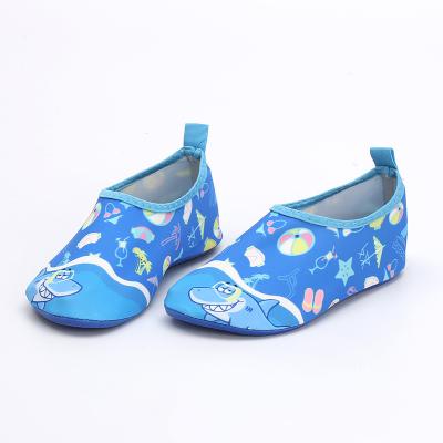 China Fashion trend factory direct water shoes for kids shoes water sports non-slip breathable wabing shoes for sale