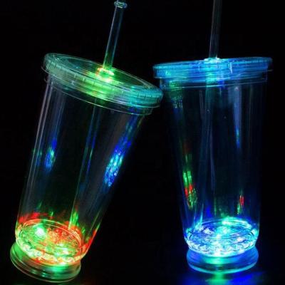 China Disposable Double Layer LED Party Bar Decor Lighting Tumbler 450ml Led Lighting Cup With Straw And Lid for sale