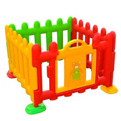 China 3-15 Years Old Kids Easy Assemble Low Price Multi Color Plastic Kids Playground Fence for sale