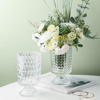 China Minimalist clear transparent glass flower vase for weeding home events living room vase Nordic glass ornaments for sale