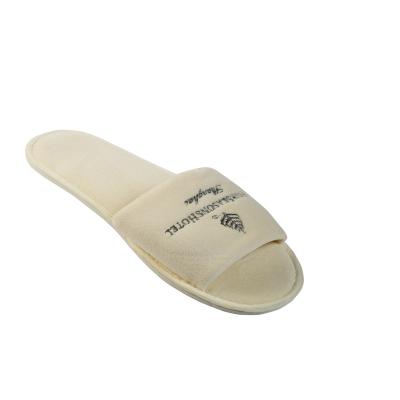 China Factory Wholesale Price Concessions Cotton Light Material Hotel Slippers Indoor Bathroom Slippers for sale