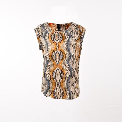 China Breathable Cheap Round Neck Print Snake Print Ladies Summer Wear Short Sleeve Tops for sale