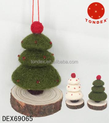 China Christamas Home Decoration New Product Handmade Christmas Woolen Ornament for sale