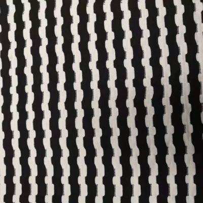 China Breathable Factory 240GSM Thread Dyed Jacquard Knit Fabric For Garments for sale