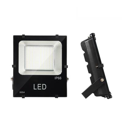 China Road/Garden/Square Outdoor Waterproof 12V Lighting Most Powerful 6500K Led 100W Flood Light for sale