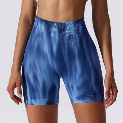 China Breathable Women Seamless Tummy Control Butt Lift Band Waist Tie Wide Scrunched Dye Sports Fitness Yoga Training Shorts for sale