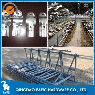 China Automatic Releasing Locking Feed Barriers / Dairy Cow Headlock Device for sale