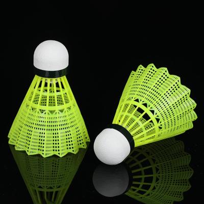 China Indoor Outdoor High Speed ​​Plastic Feather Badminton Goods Training Nylon Badminton Shuttlecock For Indoor Outdoor Training for sale