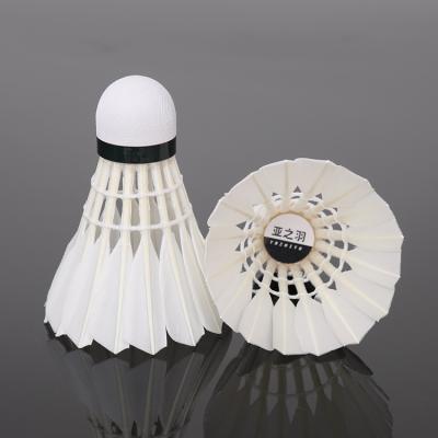 China Competition Tournament Training Flight Stability Duck Feather Badminton Shuttlecock High Speed ​​for Competition Tournament Training for sale