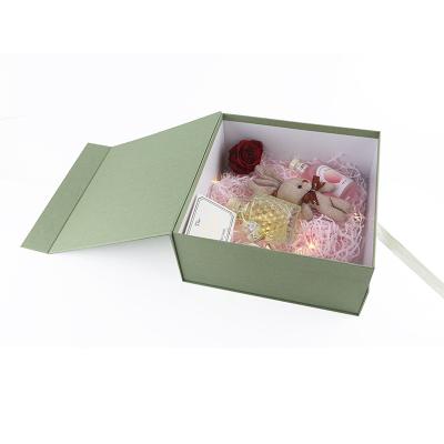 China Handmade Magnetic Gift Boxes With Eva Foam Insert for sale