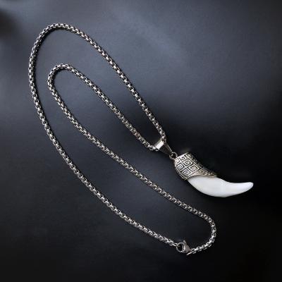 China YX005 Stainless Steel Vintage Necklace Silver Bone Pendant Fake Wolf Tooth Necklace Tibetan Amulet Fangs Headscarf Gift for sale