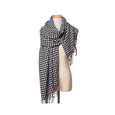 China Multicolor Elegant Women Rose Printing Flannel Infinity Scarf Simple Casual Scarf for sale