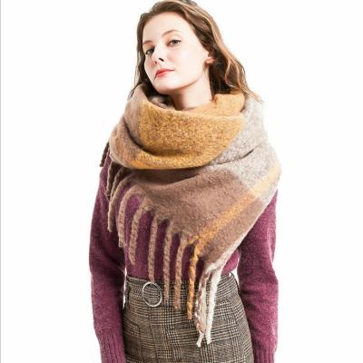 China Acrylic thick tassel plaid scarf autumn and winter plaid circle scarf raw rough sand dies for sale