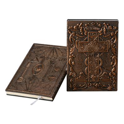 China 2021 New Red Bronze Hardcover Book A5 Pattern Notebook Party Gift for sale