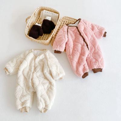 China Polyester/Cotton Winter Plus Size Baby Boy Infant Girls Plush Velvet Warm Cotton Quilted Long Sleeve Romper Clothes for sale