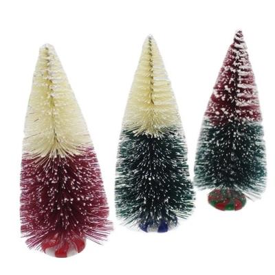 China Eco-friendly Candy Bottom Christmas Tree With Mini Cute Tassen Top Decorated Cedar Tree for sale