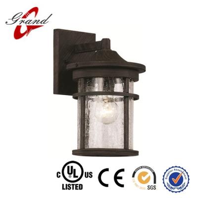 China Tempered glass modren simple design energy saving exterior wall lamp for sale