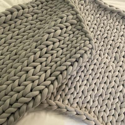 China Super Chunky Hand Knitting Stuffed 100% Handmade Blankets Anti-pilling Cotton Wholesale Seamless Tube Blankets for sale