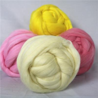 China Hand Knit Bulky Yarn, Giant Bulk Wool Yarn For DIY Needle Felt for sale