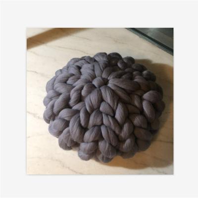 China Chunky Wool Hand Knit Round Merino Pillow Soft Warm Decorative Arm Knitting Chunky Wool Knit Throw Pillow for sale