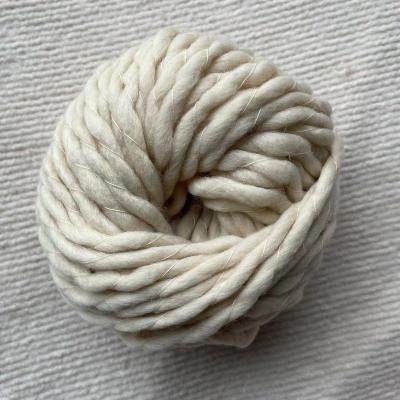 China Fancy yarn 100% wool bulky TT twisted wavy yarn for sweater knitting for sale