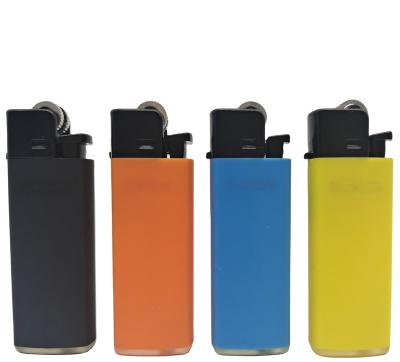 China Mini Minimalist WP35 Rubber Refillable Painting Flint Lighter Supplier for sale