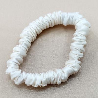 China Fashion 100% Silk Hair Scrunchies Mulberry Silk Hair Scrunchies 16mm Oeko Tex Certification Pure White Hair for sale