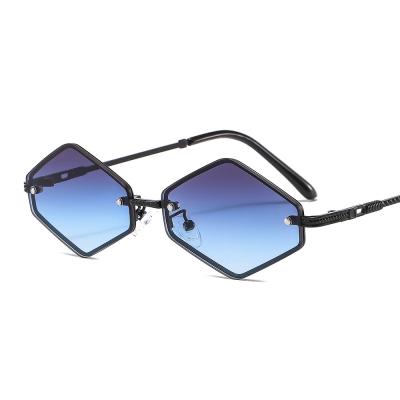 China Small Size M507 Women's Fashion Grace Sunglasses Personality Rhombus Metal Frame Sunglasses for sale