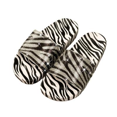 China Fashion Trend Customize Outdoor Washable Slipper Sandals Woman Slipper Sandal for sale