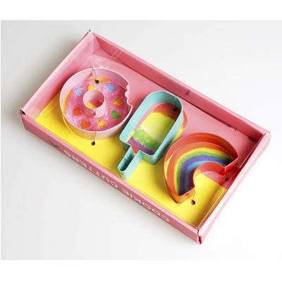 China New Fun Summer Fun Series Sustainable Powder Coating Cookie Cutter With Three Colors And Shapes for sale